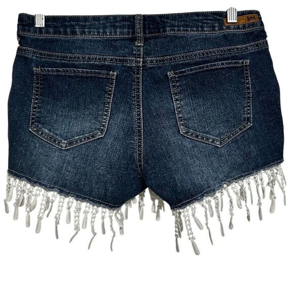 L.E.I. Denim Shorts Women's Size 7 Dark Wash White Floral Ashley Low Rise Fringe - Picture 3 of 9